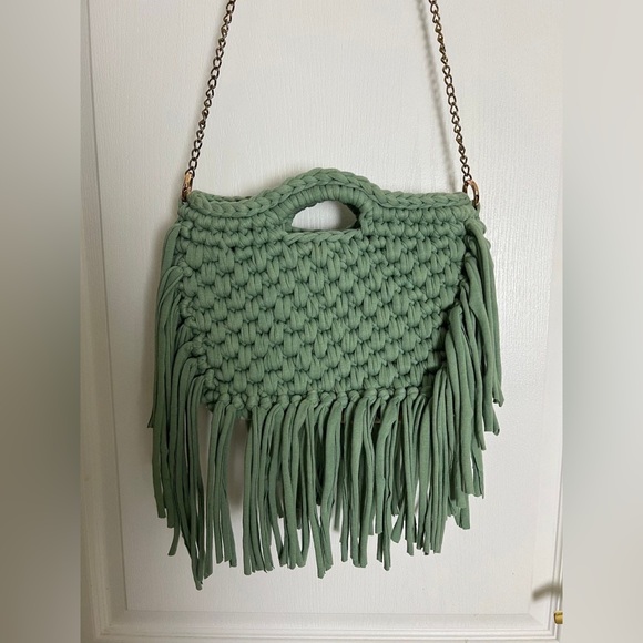 Pastel Green Large Fringe Crochet Bag - Boho Chic Retro Handwoven Bag - Picture 5 of 5